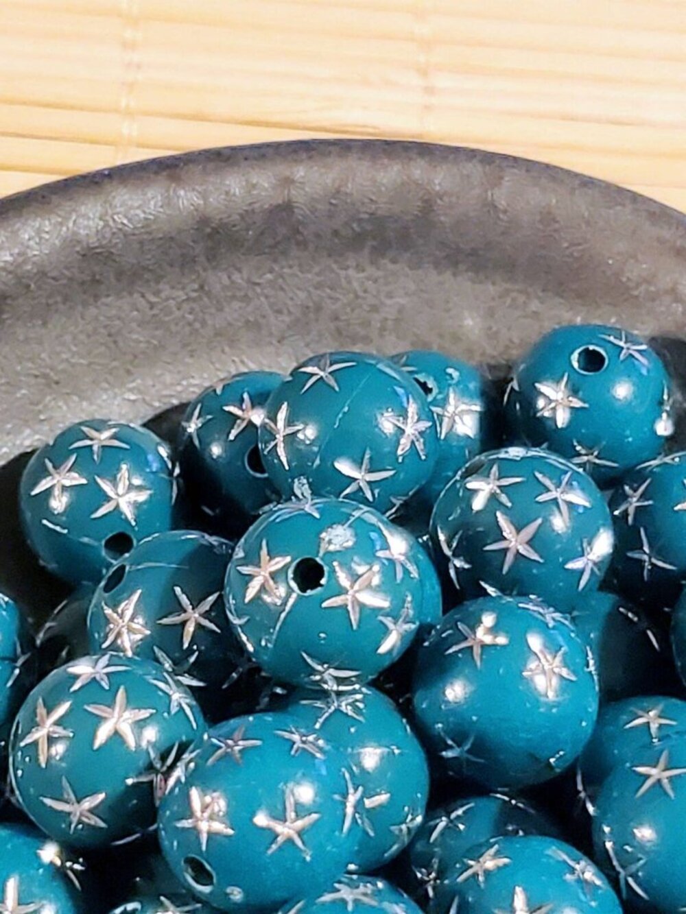 10 Vintage Retro Teal Green Silver Stars 12mm Round Acrylic Shabby Beads